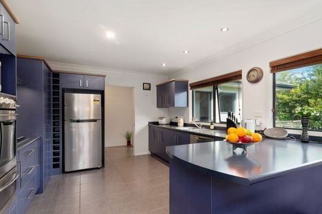 Photo of property in 28 Holden Avenue, Holdens Bay, Rotorua, 3010