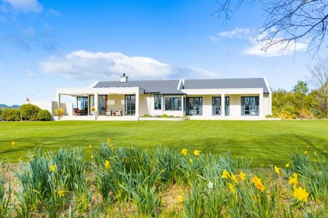 Photo of property in 879 Ongaonga Road, Ongaonga, Waipawa, 4272