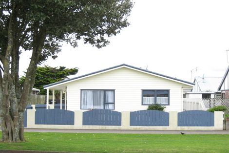 Photo of property in 1/29 Record Street, Fitzroy, New Plymouth, 4312
