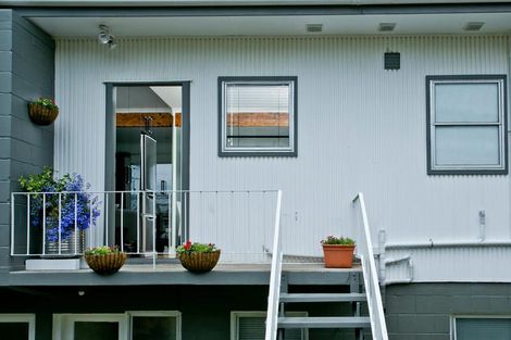 Photo of property in 6/16 Rutland Road, Stanley Point, Auckland, 0624