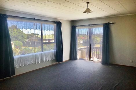 Photo of property in 21 Shalimar Place, Clover Park, Auckland, 2019