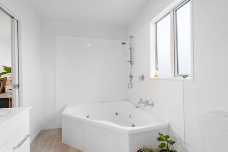 Photo of property in 24b Buccleugh Street, Phillipstown, Christchurch, 8011