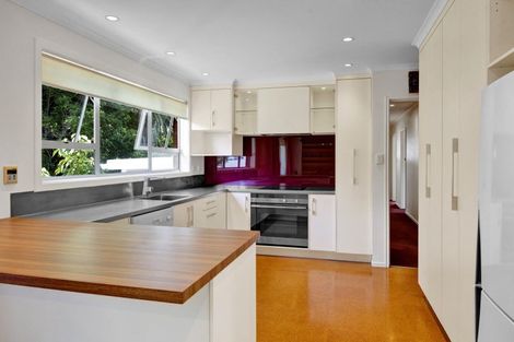 Photo of property in 11-13 Miro Street, Merrilands, New Plymouth, 4312