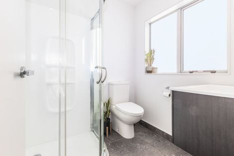 Photo of property in 20b Wharemauku Road, Raumati Beach, Paraparaumu, 5032