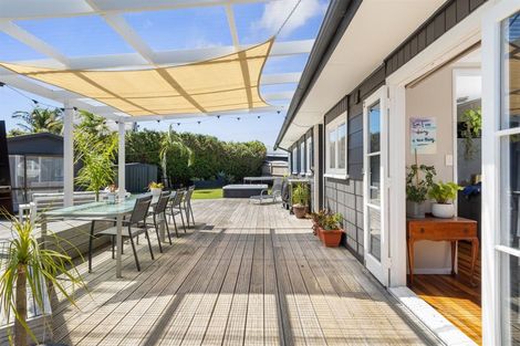 Photo of property in 11 Harris Street, Mount Maunganui, 3116