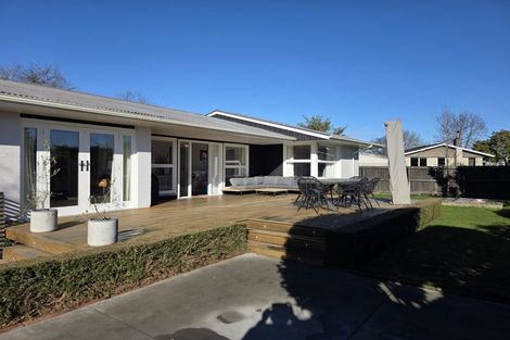 Photo of property in 8 Flower Street, Bryndwr, Christchurch, 8053