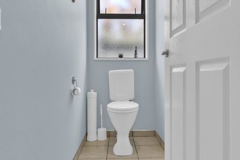 Photo of property in 5 Rooney Place, Aidanfield, Christchurch, 8025