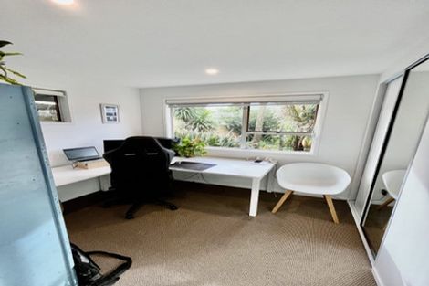 Photo of property in 14 Aquarius Avenue, Glen Eden, Auckland, 0602