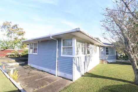 Photo of property in 1 Ngatoa Place, Glenfield, Auckland, 0629