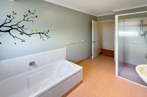 Photo of property in 4 Cranbrook Place, Rototuna North, Hamilton, 3210