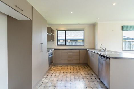 Photo of property in 21 Brooklyn Heights Drive, Kelvin Grove, Palmerston North, 4414