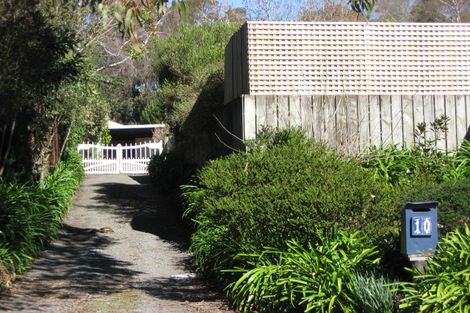 Photo of property in 10 Keirunga Road, Havelock North, 4130