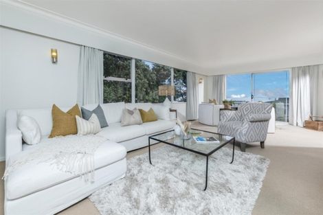 Photo of property in 8a Hauraki Road, Hauraki, Auckland, 0622