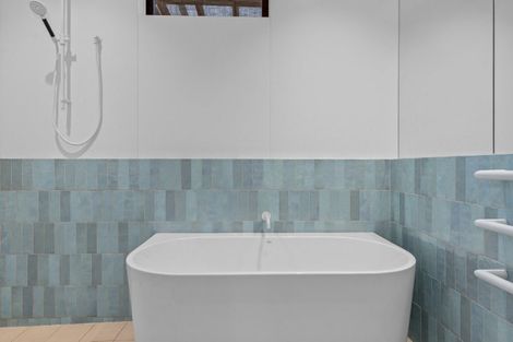 Photo of property in 6 Stackbrae Avenue, Wanaka, 9305