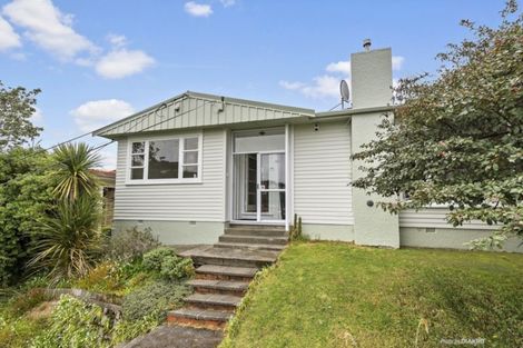 Photo of property in 23 Makara Road, Karori, Wellington, 6012