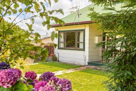 Photo of property in 73 Mclean Street, Woodville, 4920