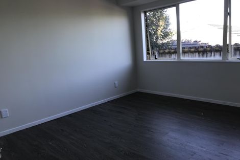 Photo of property in 3 Taatahi Street, Weymouth, Auckland, 2103