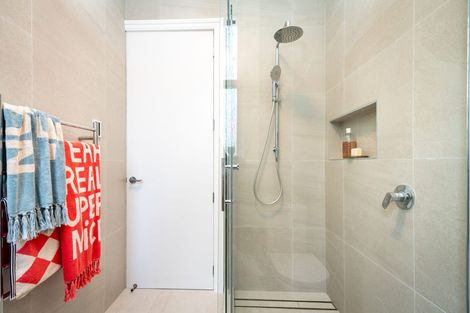 Photo of property in 18 Portland Crescent, Thorndon, Wellington, 6011