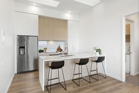 Photo of property in 7/14 Tamariki Avenue, Orewa, 0931