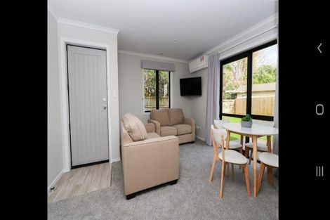 Photo of property in 2/71 Normandy Avenue, Melville, Hamilton, 3206