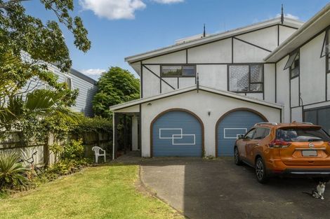 Photo of property in 10a Seaway Terrace, Otumoetai, Tauranga, 3110