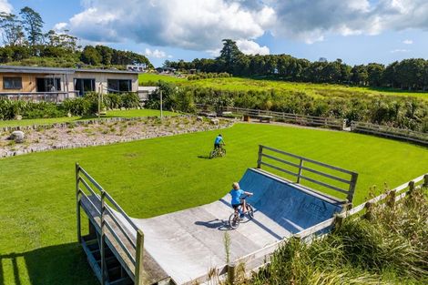 Photo of property in 141 Garbolino Road, Mangawhai, 0573