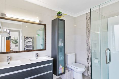 Photo of property in 85 Waller Avenue, Bucklands Beach, Auckland, 2012