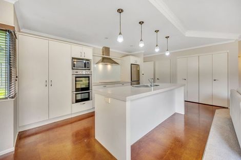 Photo of property in 90 Russell Robertson Drive, Havelock North, 4130