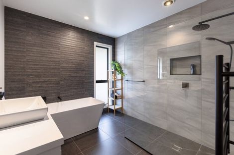 Photo of property in 20 Blackberry Way, Welcome Bay, Tauranga, 3175