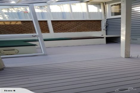 Photo of property in 39 Pleasant Road, Glen Eden, Auckland, 0602