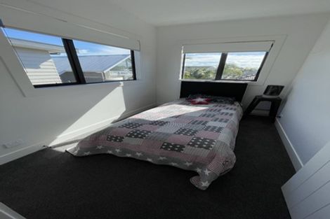 Photo of property in 4 Finesse Lane, Bucklands Beach, Auckland, 2012