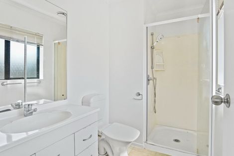 Photo of property in 329 Mahia Road, Weymouth, Auckland, 2103