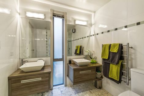 Photo of property in 108a Rossall Street, Merivale, Christchurch, 8014