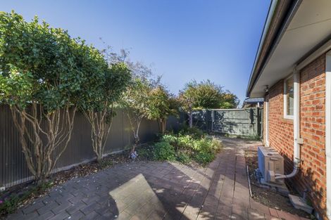 Photo of property in 17d Division Street, Riccarton, Christchurch, 8041