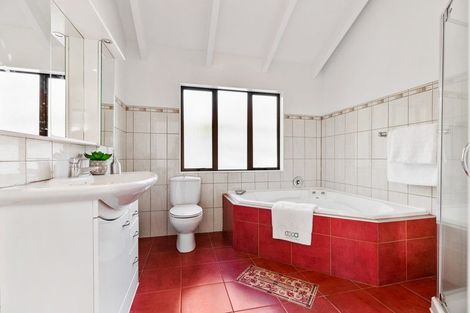 Photo of property in 181 Rathgar Road, Henderson, Auckland, 0610