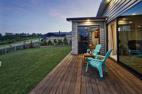 Photo of property in 8 Kiritiana Close, Pyes Pa, Tauranga, 3112