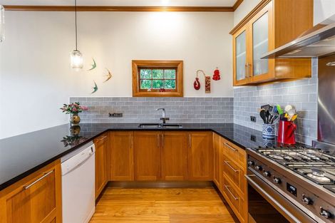 Photo of property in 13 Grahame Street, Devonport, Auckland, 0624