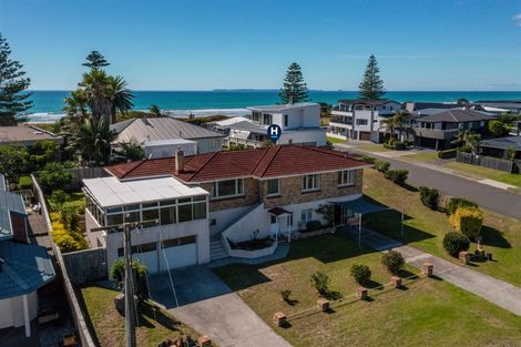 Photo of property in 35 Muricata Avenue, Mount Maunganui, 3116