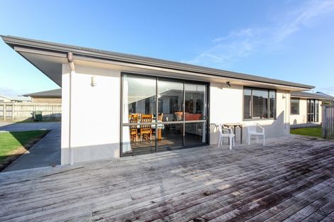 Photo of property in 2a Northpoint Way, Bell Block, New Plymouth, 4312