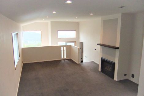 Photo of property in 27 Waverton Terrace, Churton Park, Wellington, 6037