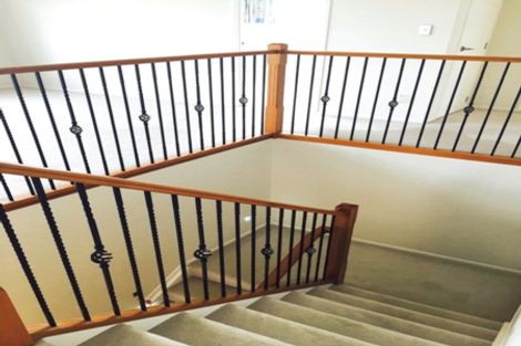 Photo of property in 8 Mulroy Place, Pinehill, Auckland, 0632