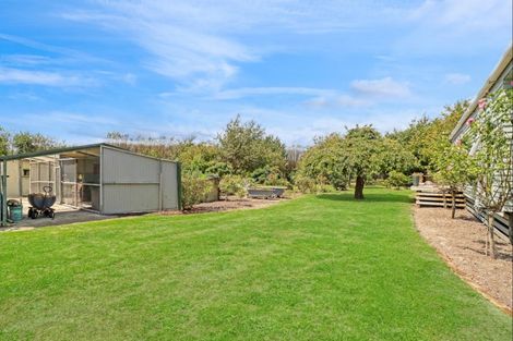 Photo of property in 8 Ingram Road, Waerengaahika, Gisborne, 4071