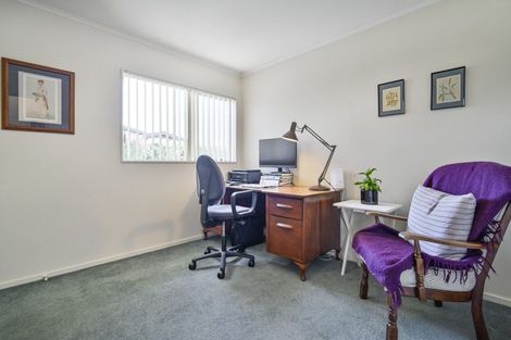 Photo of property in 903a Victoria Street, Parkvale, Hastings, 4122