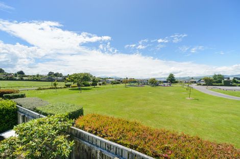 Photo of property in 9 Foxtail Fern, Kelvin Grove, Palmerston North, 4414