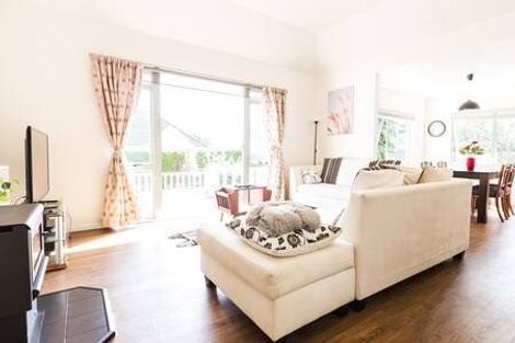 Photo of property in 18a Esmeralda Avenue, Avondale, Auckland, 1026