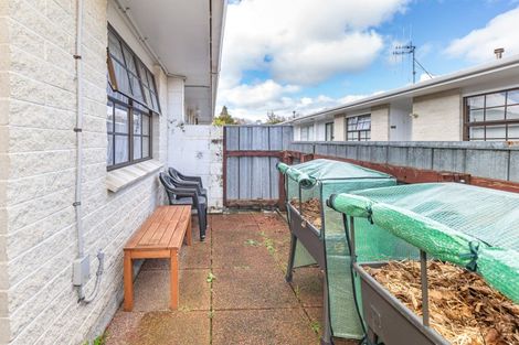 Photo of property in 102 Winchester Street, Levin, 5510