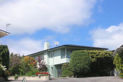 Photo of property in 51 Tremaine Avenue, Two Mile Bay, Taupo, 3330