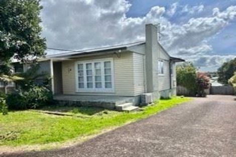 Photo of property in 72 Hepburn Road, Glendene, Auckland, 0602
