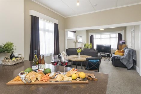 Photo of property in 28 Hair Street, Marton, 4710