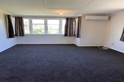 Photo of property in 102 Mckillop Street, Ranui, Porirua, 5024